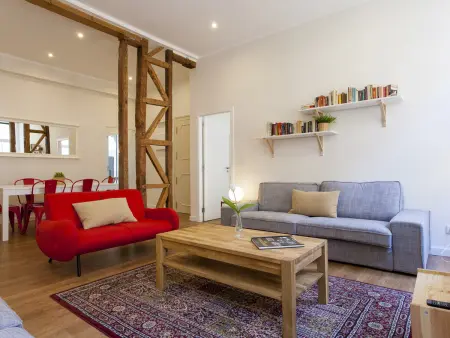 Appartement spacieux de 5 chambres au cœur historique de Lisbonne - Photo 4