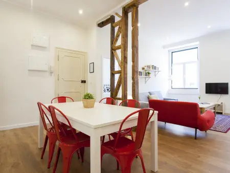 Appartement spacieux de 5 chambres au cœur historique de Lisbonne - Photo 5