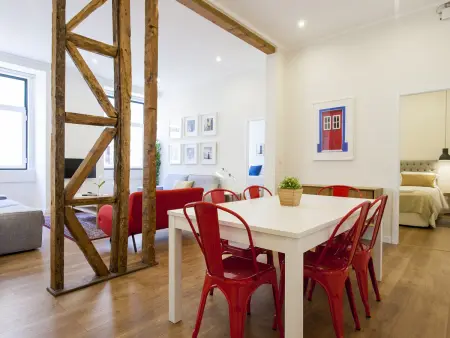 Appartement spacieux de 5 chambres au cœur historique de Lisbonne - Photo 6