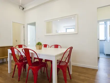 Appartement spacieux de 5 chambres au cœur historique de Lisbonne - Photo 8