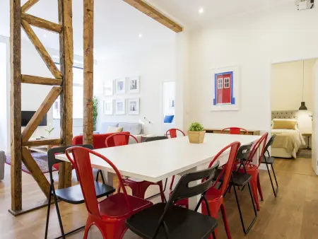 Appartement spacieux de 5 chambres au cœur historique de Lisbonne - Photo 10