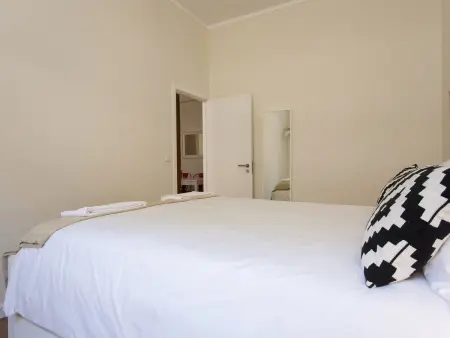 Appartement spacieux de 5 chambres au cœur historique de Lisbonne - Photo 15