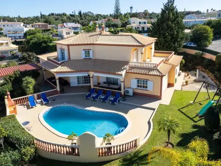 Villa Glória avec Piscine Privée à Carvoeiro, Villa 8 personnes à Carvoeiro - Photo 2