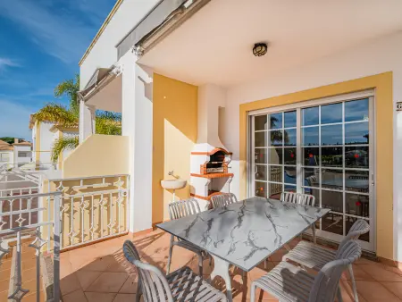 Villa familiale calme avec piscine, tennis et parking sécurisé - Photo 28