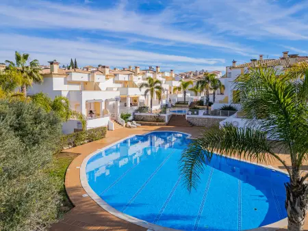 Villa familiale calme avec piscine, tennis et parking sécurisé - Photo 30