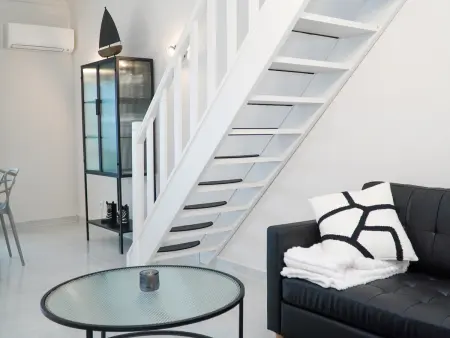 Appartement Rénové 3 Chambres avec Vue Mer près Plage et Tennis - Photo 11