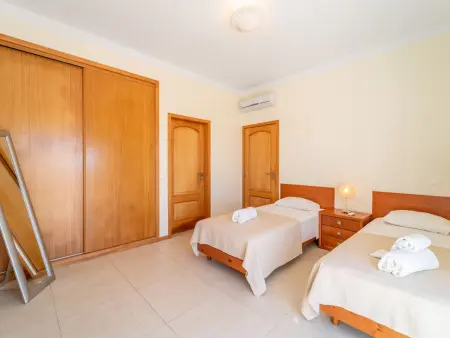 Spacieuse villa 8 chambres avec piscine privée près de la plage - Photo 11