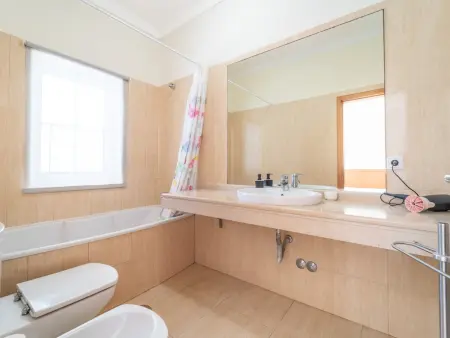 Spacieuse villa 8 chambres avec piscine privée près de la plage - Photo 25