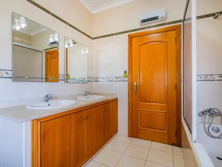 Villa proche plage et golf à Albufeira avec piscine privée - Photo 18