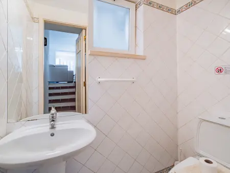 Villa cosy à Albufeira avec piscine partagée, 3 chambres pour 6 personnes - Photo 10