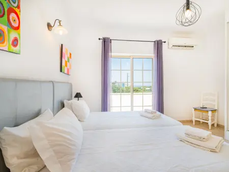 Villa familiale à Albufeira avec piscine privée et jardin - Photo 14