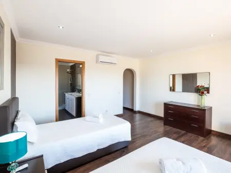 Villa moderne en Algarve avec piscine privée et espace pour 7 personnes - Photo 17