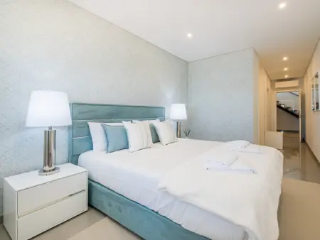 Appartement moderne avec piscine chauffée et climatisation à Armação de Pêra - Photo 17