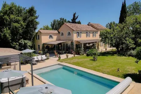 Grand Mas climatisé Arles, Grande villa familiale à Arles avec piscine - Photo 27