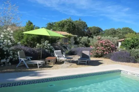 Studio Idéal pour des moments d'exceptions, Retraite, au bord de la piscine près du Cabrières - Photo 10
