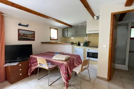 Studio Idéal pour des moments d'exceptions, Retraite, au bord de la piscine près du Cabrières - Photo 14