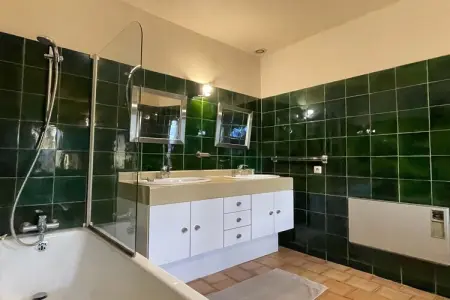 La Familiale - Maison provençale avec piscine et vue imprenable sur Gordes, Séjournez avec une vue imprenable sur Gordes - Photo 23