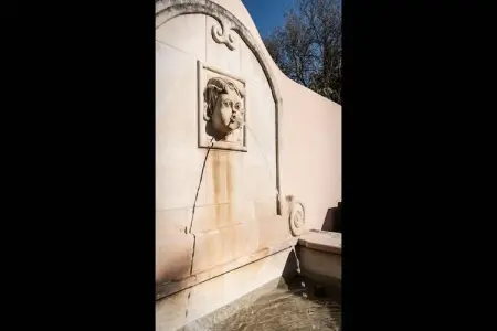 Charmant Mas Provençal avec piscine et jacuzzis, Charmante Villa Provençale à Noves - Photo 13