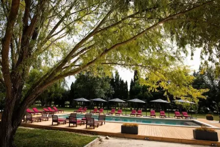 Charmant Mas Provençal avec piscine et jacuzzis, Charmante Villa Provençale à Noves - Photo 40