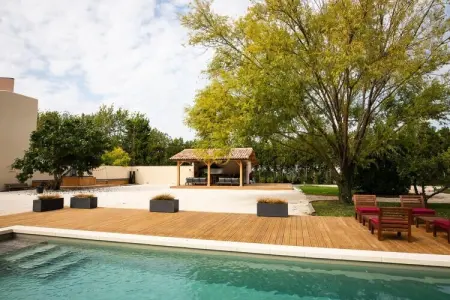 Charmant Mas Provençal avec piscine et jacuzzis, Charmante Villa Provençale à Noves - Photo 45