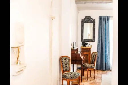 Charmant Mas Provençal avec piscine et jacuzzis, Charmante Villa Provençale à Noves - Photo 65