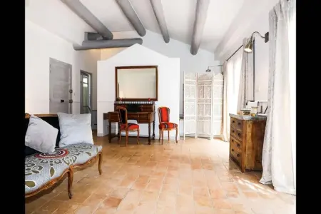 Charmant Mas Provençal avec piscine et jacuzzis, Charmante Villa Provençale à Noves - Photo 74