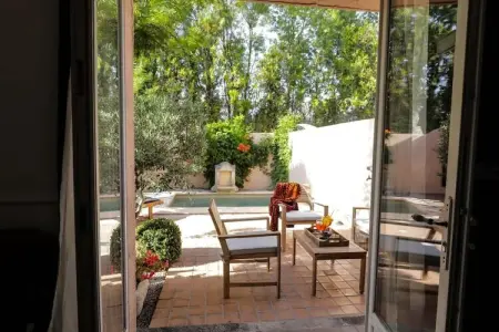 Charmant Mas Provençal avec piscine et jacuzzis, Charmante Villa Provençale à Noves - Photo 95