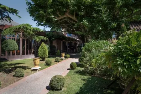Charmant Mas Provençal avec piscine et jacuzzis, Charmante Villa Provençale à Noves - Photo 112