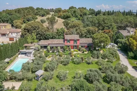 Le Mas Elaïa  votre havre familial avec piscine privée, Family Haven à Eyragues - Photo 9