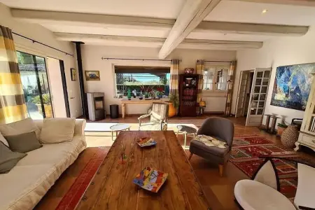 La Maison de Robion, Villa près d'Avignon avec suites séparées - Photo 16