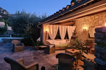 La Maison de Robion, Villa près d'Avignon avec suites séparées - Photo 32