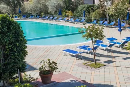Residence Club Gli Ontani APARTMENT 2 BEDROOMS - 6 PAX - TYPE A R6A, Studio à Meernähe en Sardaigne - Photo 6