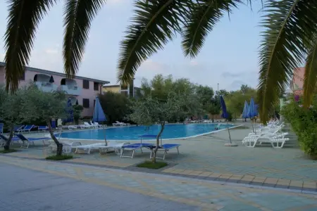 Residence Club Gli Ontani APARTMENT 2 BEDROOMS - 6 PAX - TYPE A R6A, Studio à Meernähe en Sardaigne - Photo 9