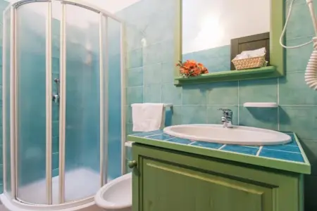 Residence Club Gli Ontani APARTMENT 2 BEDROOMS - 6 PAX - TYPE A R6A, Studio à Meernähe en Sardaigne - Photo 30