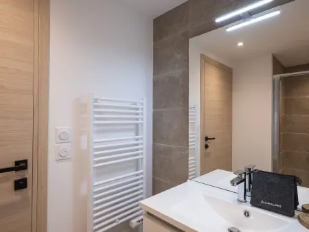 Appartement moderne avec grande terrasse au Cernix - Photo 4