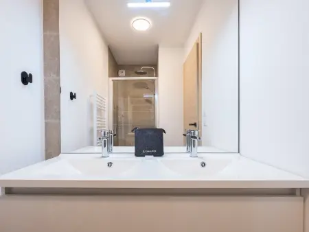 Appartement moderne avec grande terrasse au Cernix - Photo 6