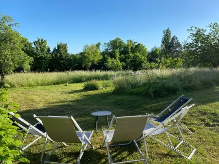Gîte au calme avec jardin et wifi à Saint-Doulchard - Photo 17