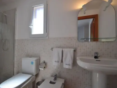 VILLA en Zona residencial tranquila con piscina privada ideal para familias - W - Photo 11
