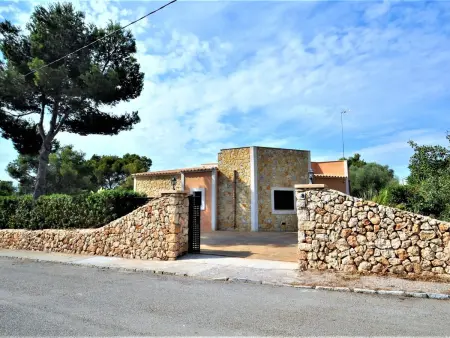 VILLA MONICA en barrio residencial de Cala Pi para 6 personas con piscina priva - Photo 1