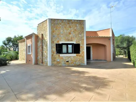 VILLA MONICA en barrio residencial de Cala Pi para 6 personas con piscina priva - Photo 2