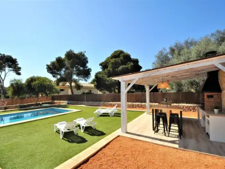 VILLA MONICA en barrio residencial de Cala Pi para 6 personas con piscina priva - Photo 4