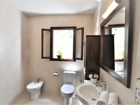 Villa con piscina privada, wifi, aire acondicionado y vistas a montaña ideal pa - Photo 8