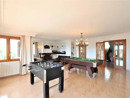 CA NA MALEN Hermosa casa para familias con gran piscina, jardín. - WiFi Gratis - Photo 10