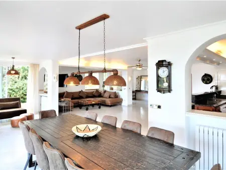 CA NA MALEN Hermosa casa para familias con gran piscina, jardín. - WiFi Gratis - Photo 13