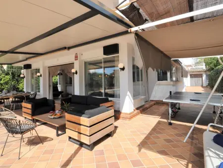 CA NA MALEN Hermosa casa para familias con gran piscina, jardín. - WiFi Gratis - Photo 21