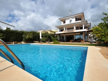CA NA MALEN Hermosa casa para familias con gran piscina, jardín. - WiFi Gratis - Photo 27