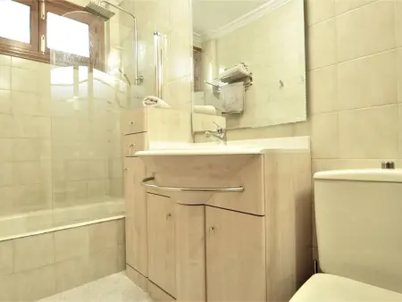 CA NA MALEN Hermosa casa para familias con gran piscina, jardín. - WiFi Gratis - Photo 29