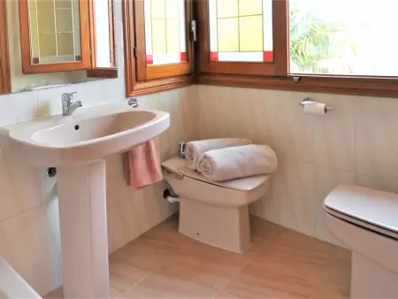 CA NA MALEN Hermosa casa para familias con gran piscina, jardín. - WiFi Gratis - Photo 45