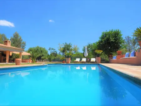 Villa con piscina y pista de tenis privada ideal para familias.  - WiFi Gratis - Photo 2