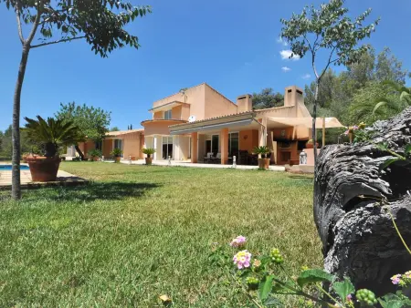 Villa con piscina y pista de tenis privada ideal para familias.  - WiFi Gratis - Photo 3